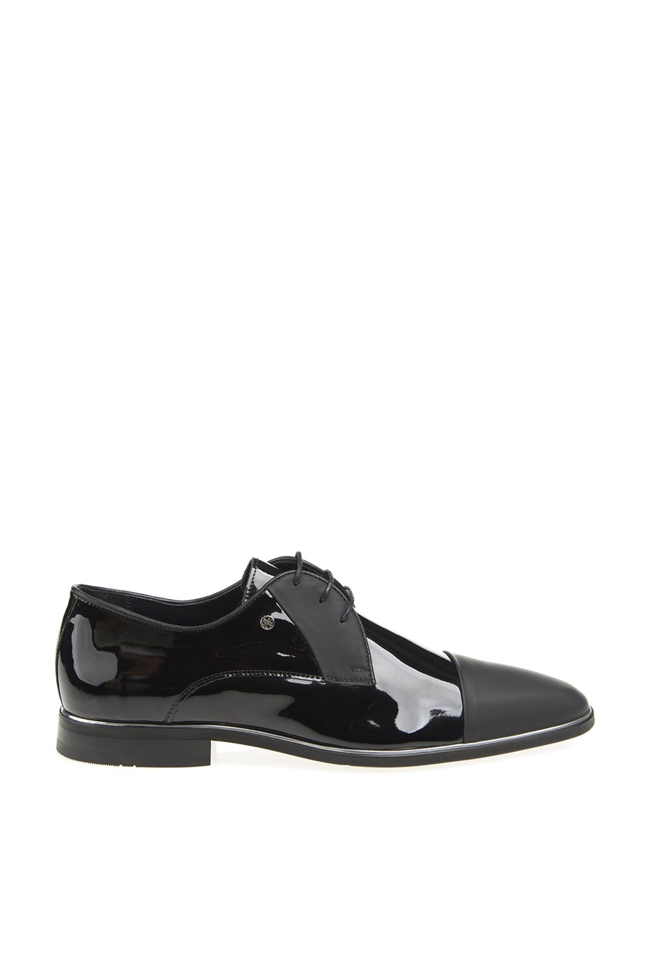 Neolite Sole Genuine Patent Leather Classic ürünü CLASSİC kategorisinde sizleri bekliyor.