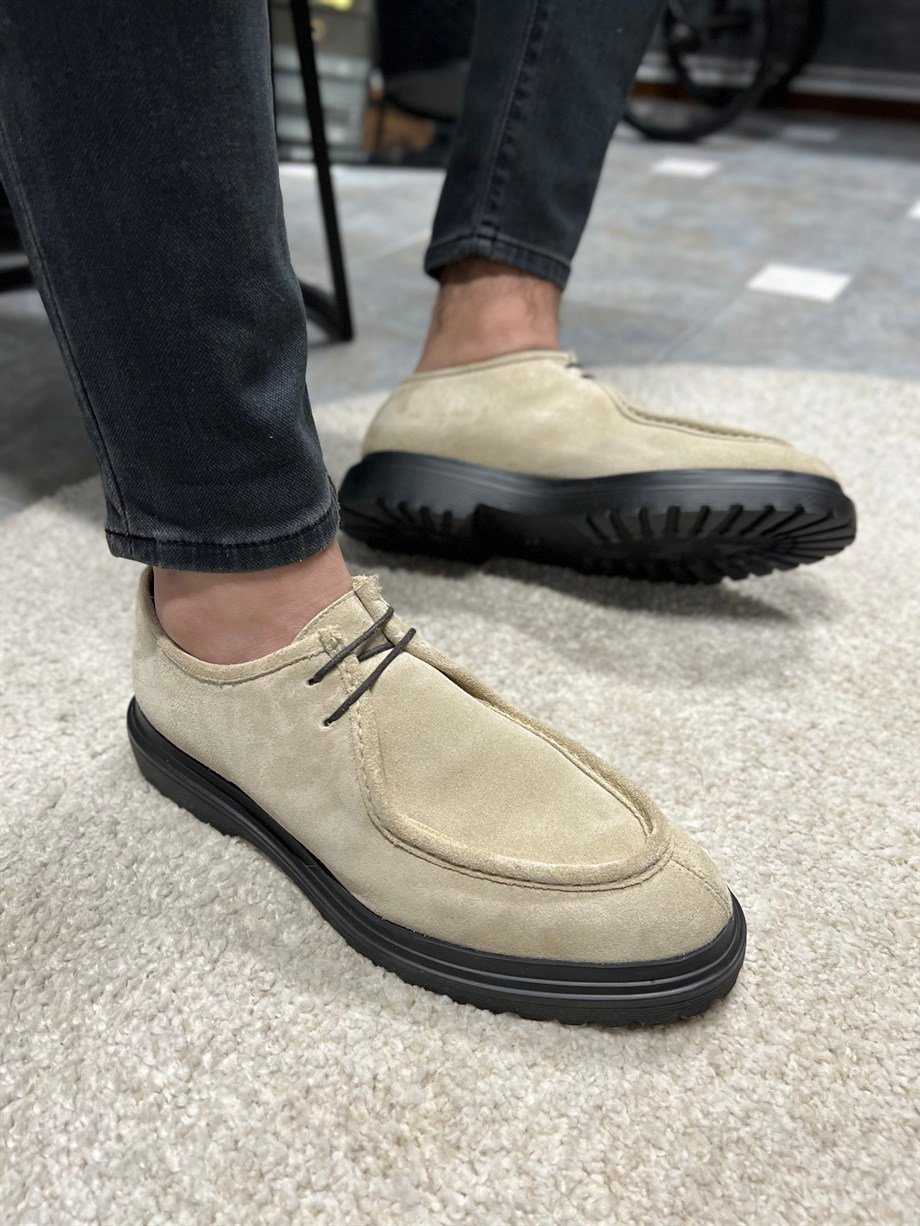 Ön Bağcık Detaylı Eva Taban Casual Ayakkabı ürünü YENİ SEZON kategorisinde sizleri bekliyor.