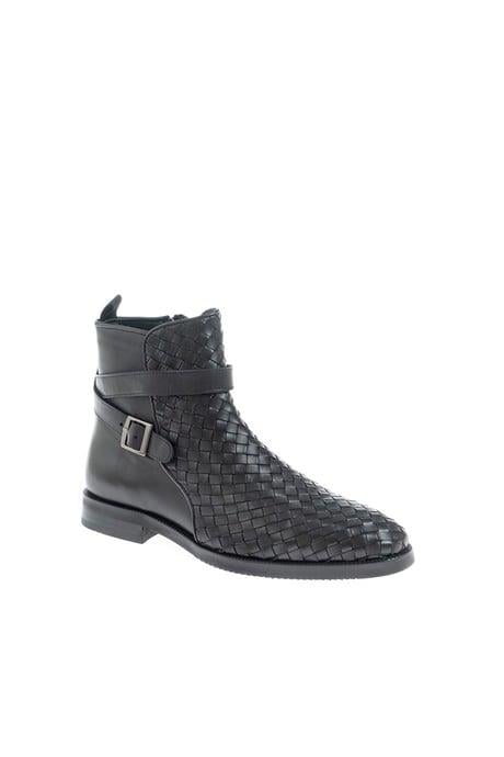 Özel Tasarım Chealsea Bot TABA ürünü YENİ SEZON kategorisinde sizleri bekliyor.