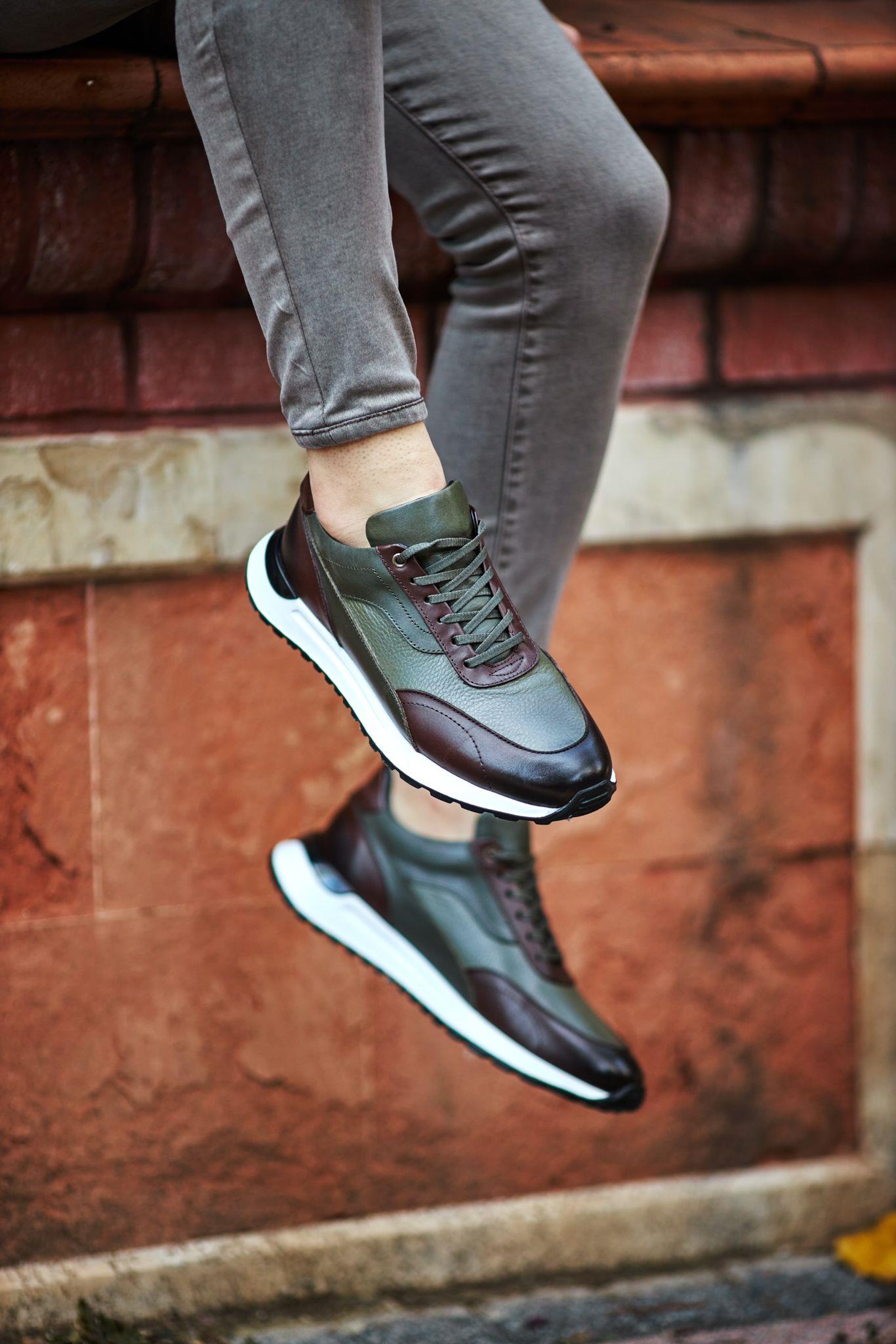 G283-F AYAKKABI FLOATER ürünü NEW SEASON kategorisinde sizleri bekliyor.