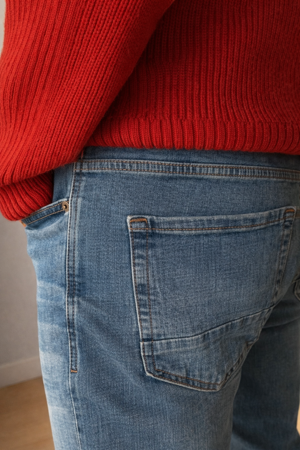 Özel tasarım Kot Pantalon ürünü PANTS kategorisinde sizleri bekliyor.
