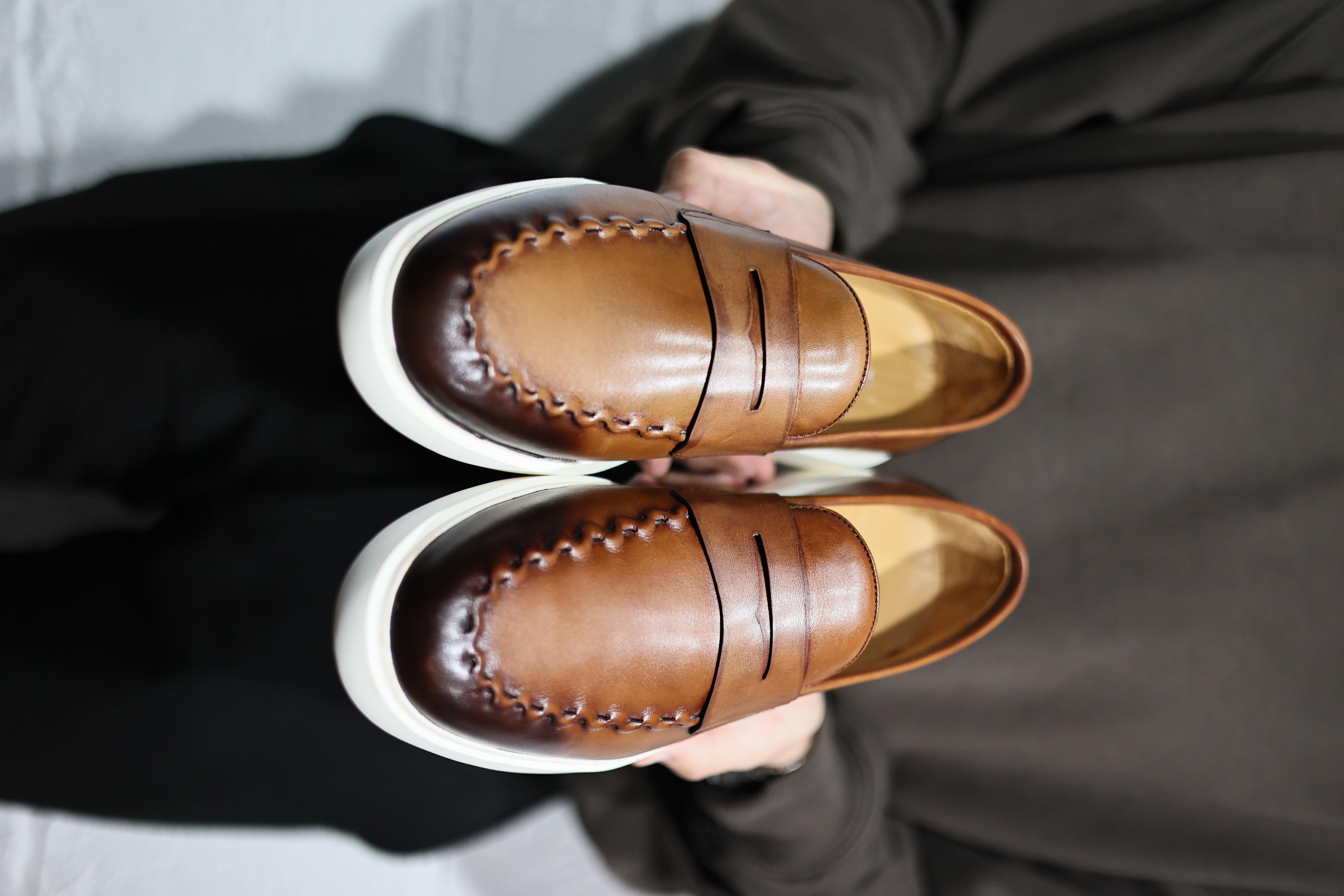 Special Design Loafer Shoes ürünü NEW SEASON kategorisinde sizleri bekliyor.