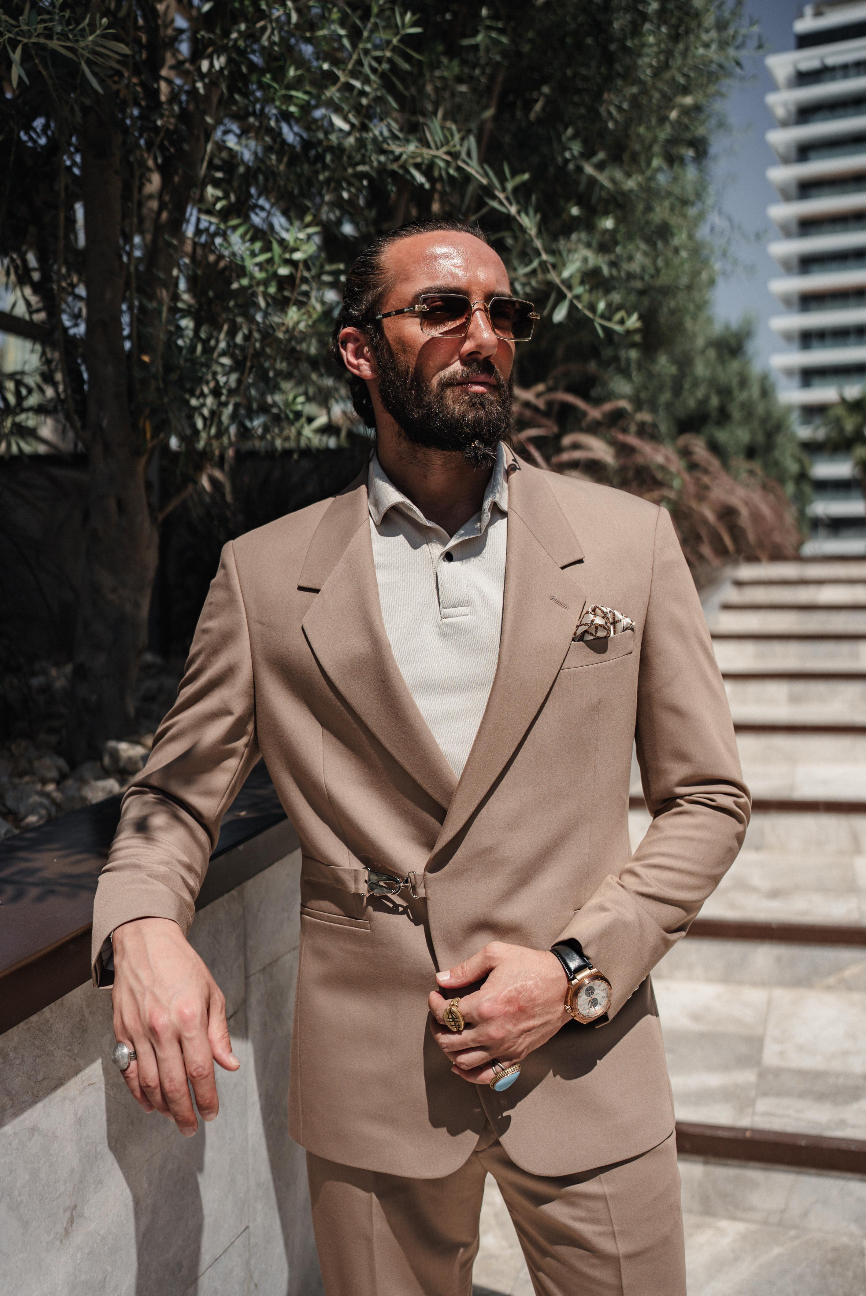 SPECIAL DESIGN MONO COLLAR BUCKLE DETAILED SET ürünü SUIT kategorisinde sizleri bekliyor.