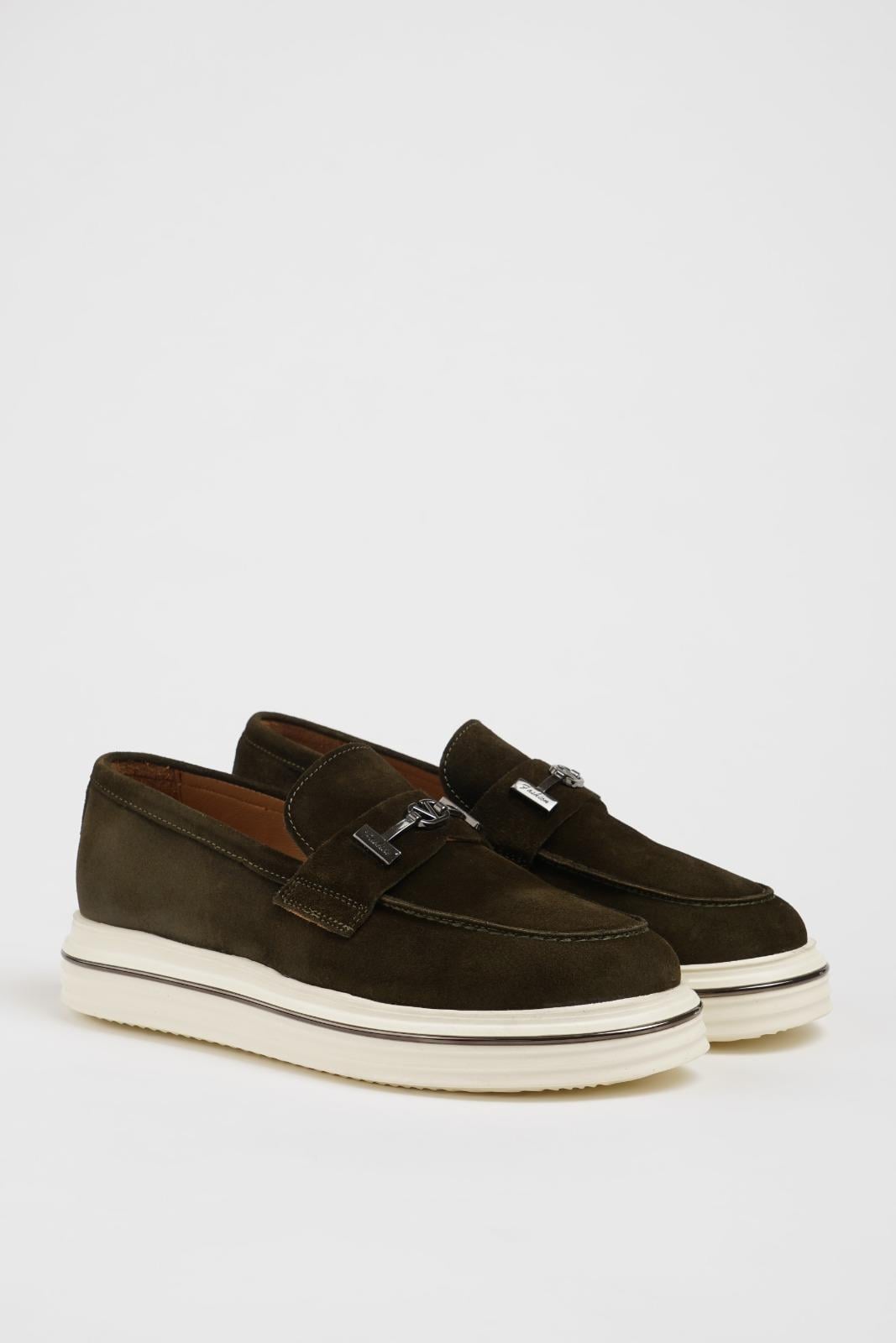 SPECIAL DESIGN NUBUCK LEATHER BUCKLE DETAILED CASUAL SHOES ürünü CASUAL kategorisinde sizleri bekliyor.