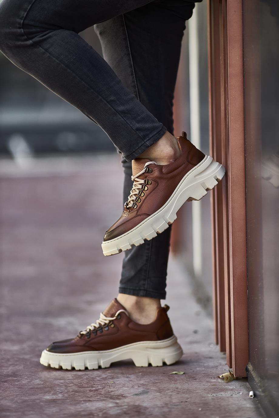 Specially Designed Tractor Sole Boots with Lacing Detail ürünü NEW SEASON kategorisinde sizleri bekliyor.