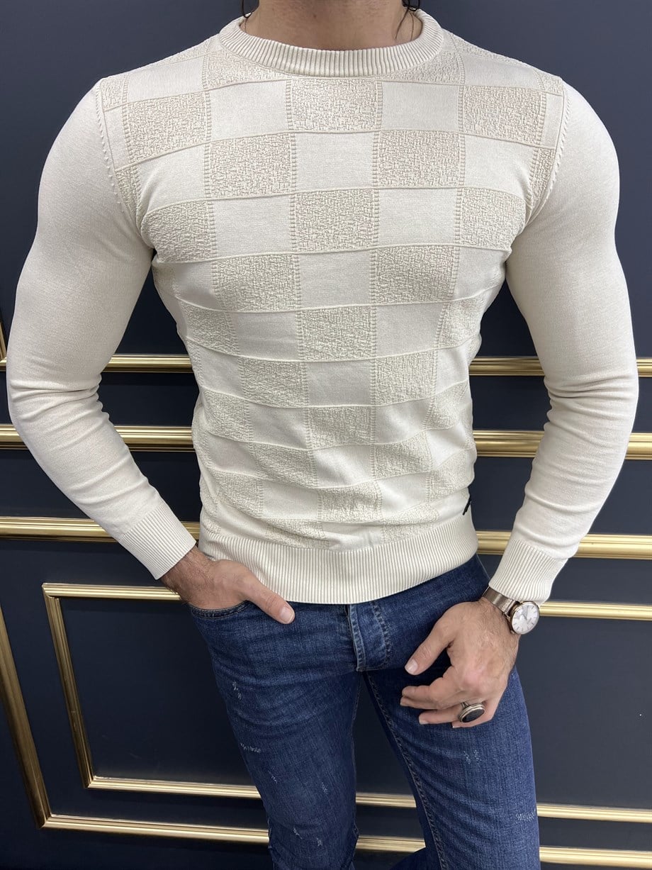 Slim Fit Desenli Triko ürünü ÜST GİYİM kategorisinde sizleri bekliyor.