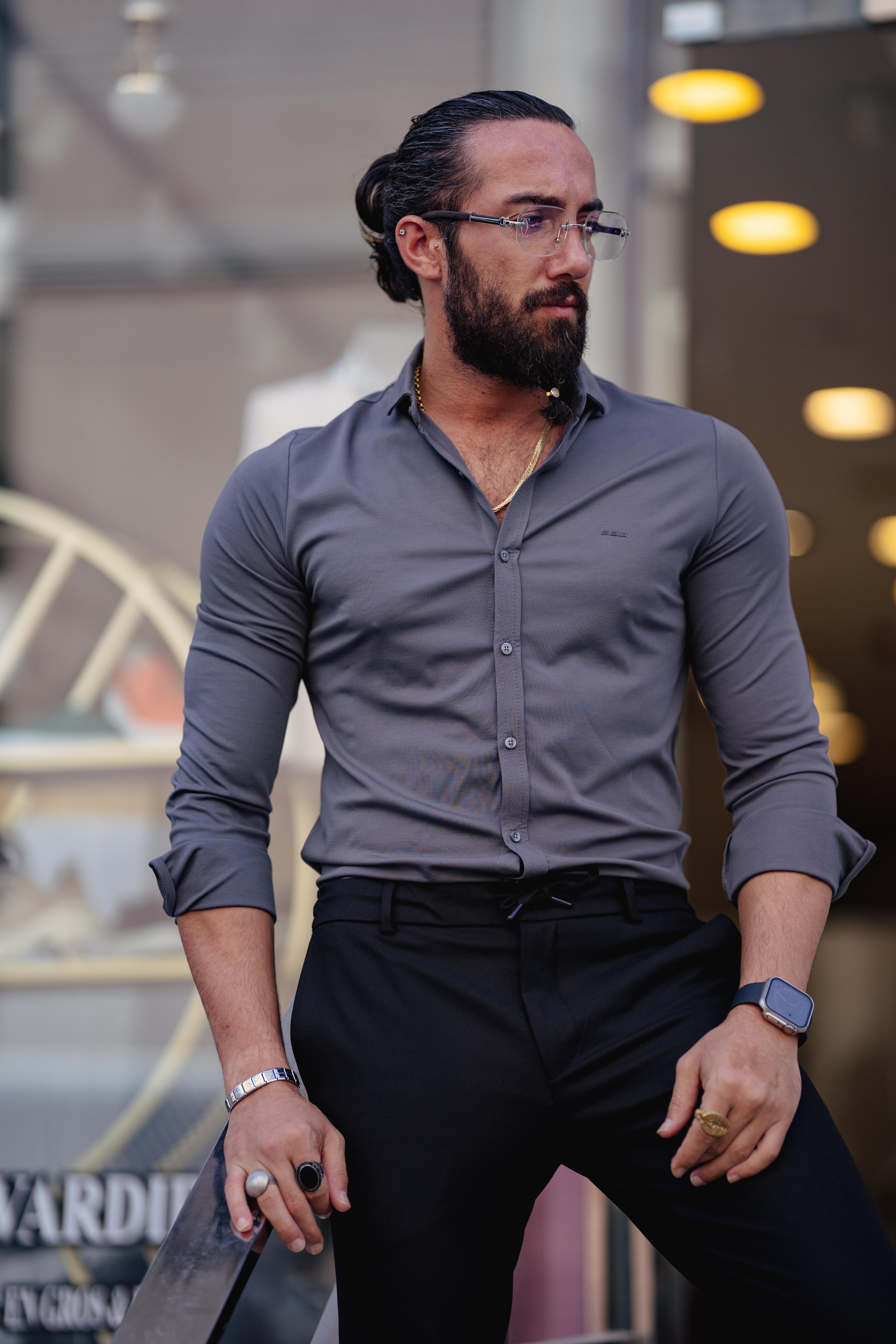 Slim Fit Likralı Uzun Kollu Gömlek ürünü ÜST GİYİM kategorisinde sizleri bekliyor.