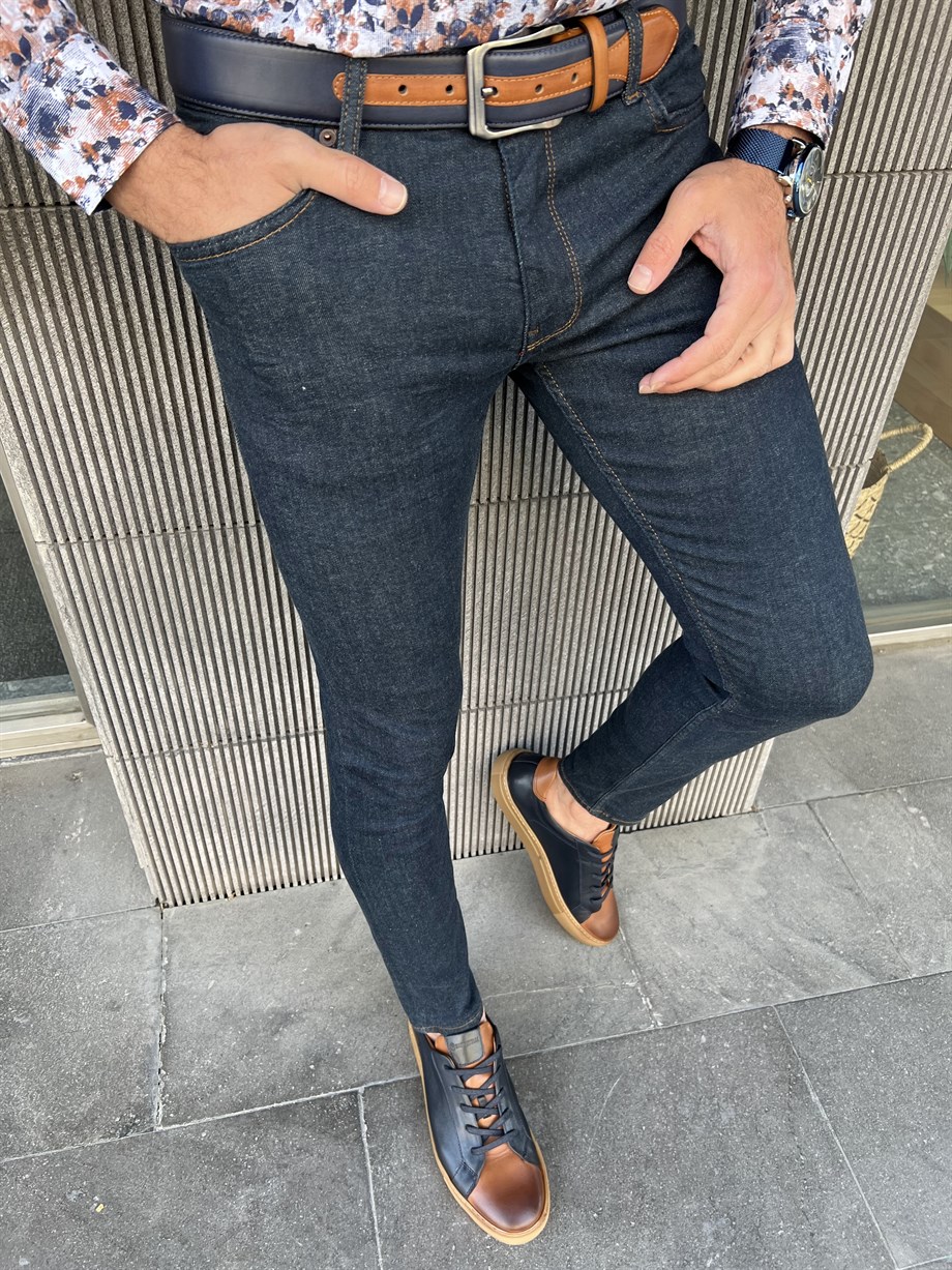 Slim Fit Yan Cepli Kot Pantolon ürünü JEANS CLOTHING kategorisinde sizleri bekliyor.