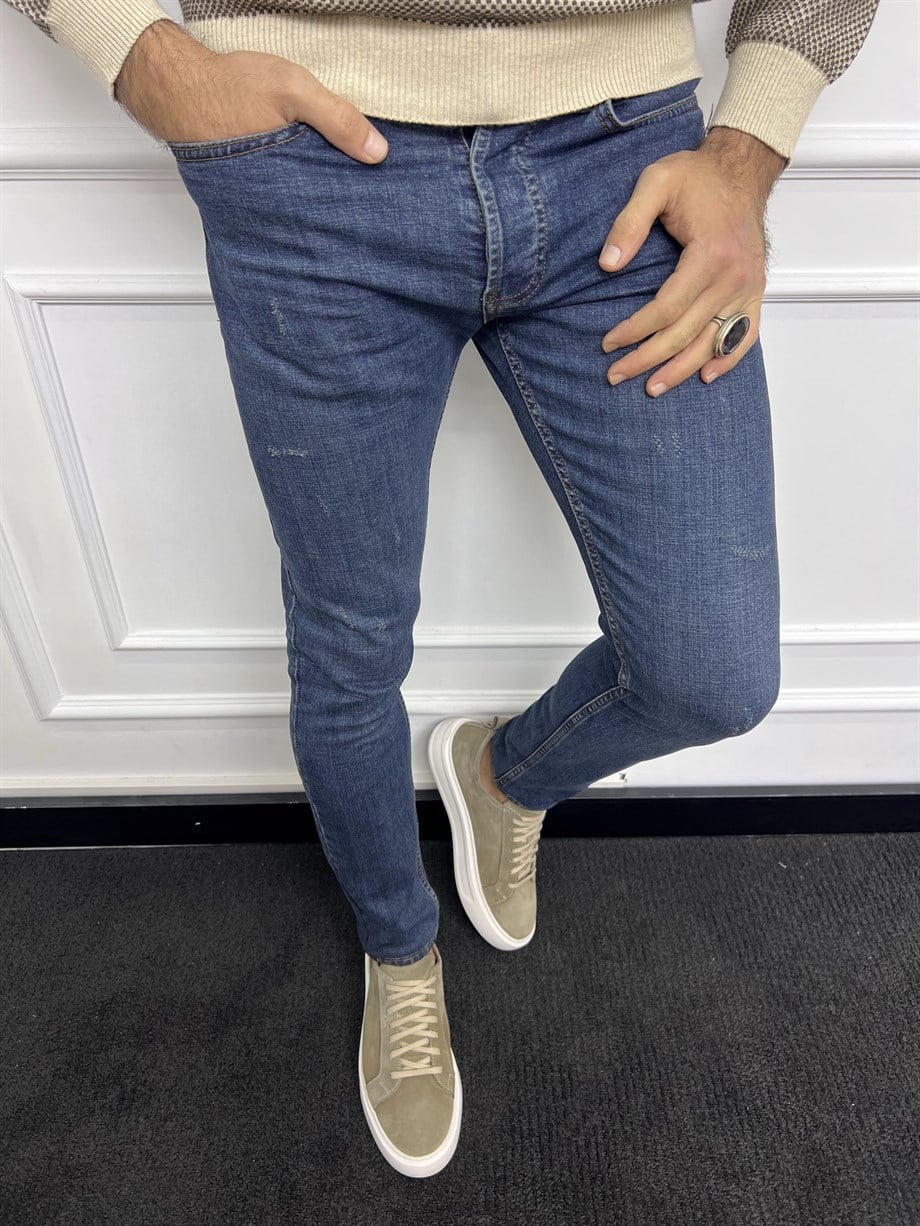 Grinding Detail Slim Fit Jeans ürünü JEANS CLOTHING kategorisinde sizleri bekliyor.
