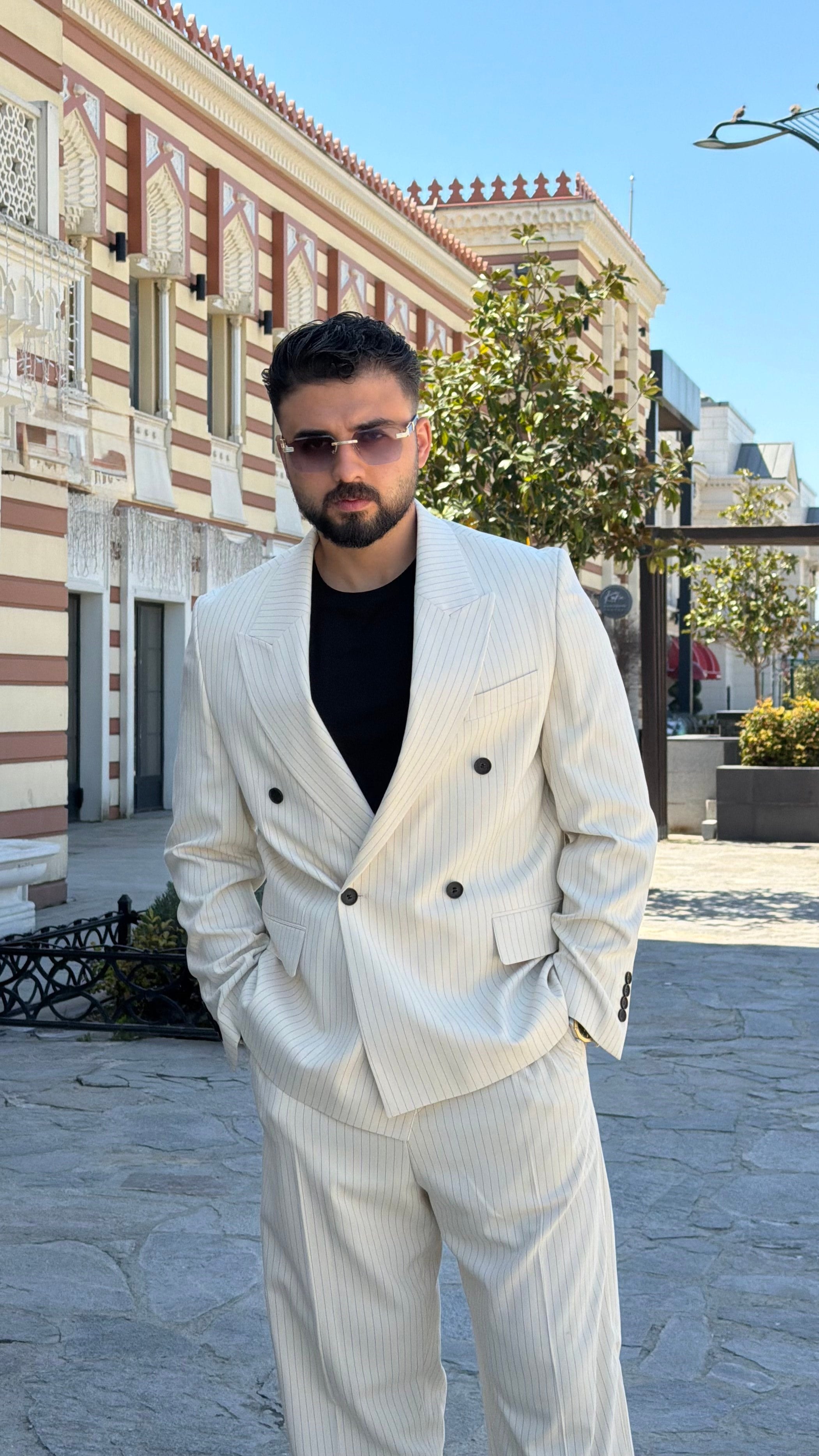 Torino bej Çizgili Takım ürünü TAKIM ELBİSE kategorisinde sizleri bekliyor.