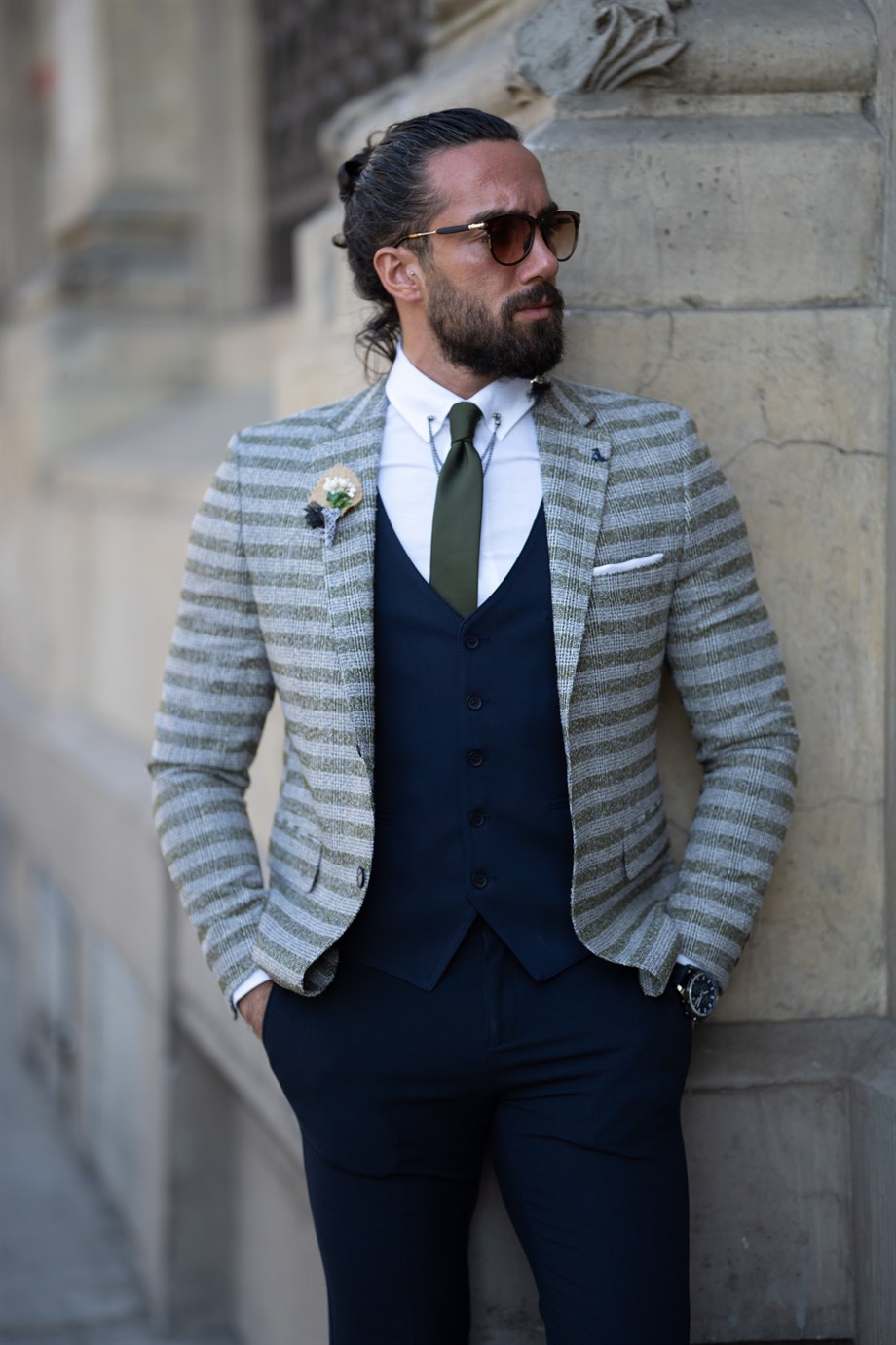 Yelekli Ekose Desenli Slim Fit Ceket ürünü OUTERWEAR kategorisinde sizleri bekliyor.
