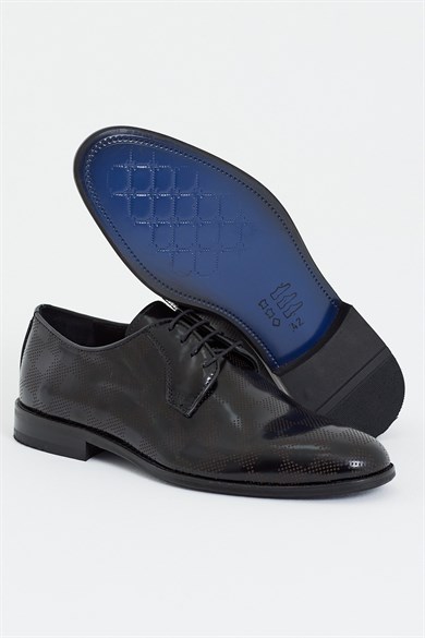 Print Detail Opening Leather Classic Shoes ürünü CLASSİC kategorisinde sizleri bekliyor.