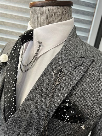 Dovetail Collar Bag Pocket Suit ürünü SUIT kategorisinde sizleri bekliyor.