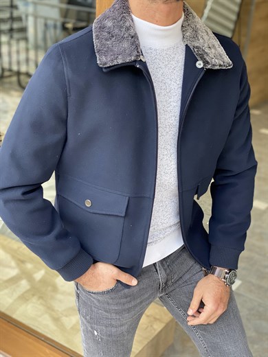 Fur Collar Detailed Cachet Fabric Coat ürünü OUTERWEAR kategorisinde sizleri bekliyor.
