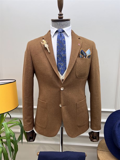 Bag Pocket Mono Collar Wool Jacket ürünü OUTERWEAR kategorisinde sizleri bekliyor.