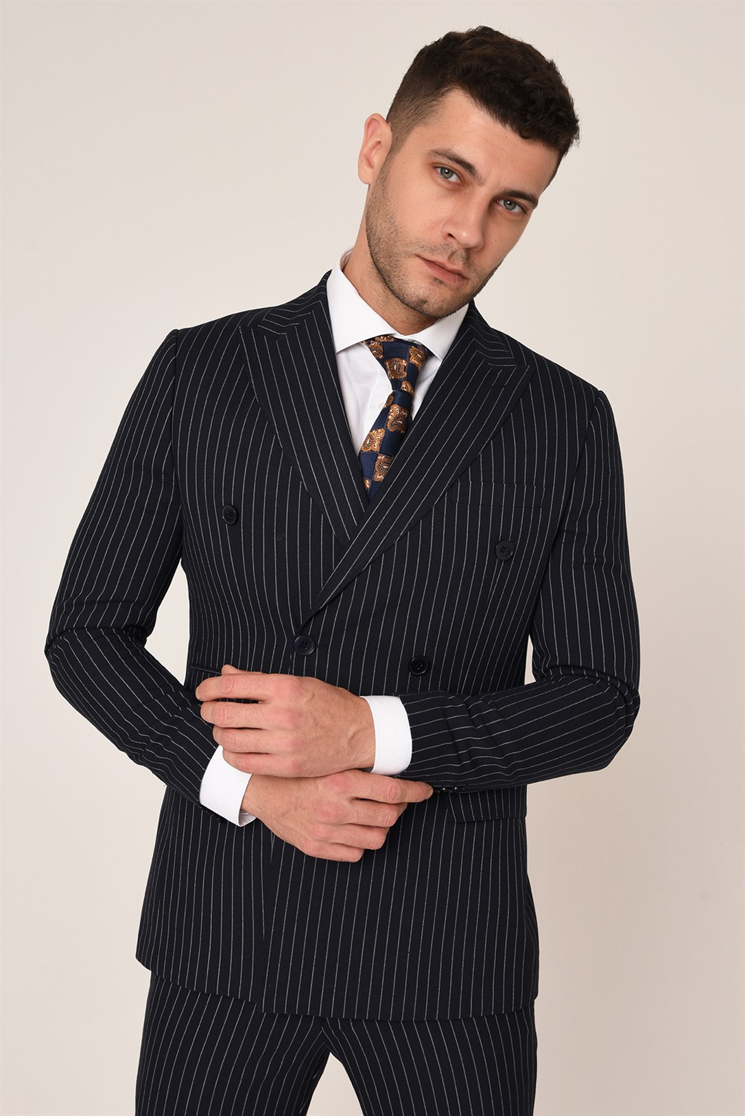 Lacivert Beyaz Çizgili,Kruvaze Takım Elbise Slim Fit İtalyan Stil | Agustini