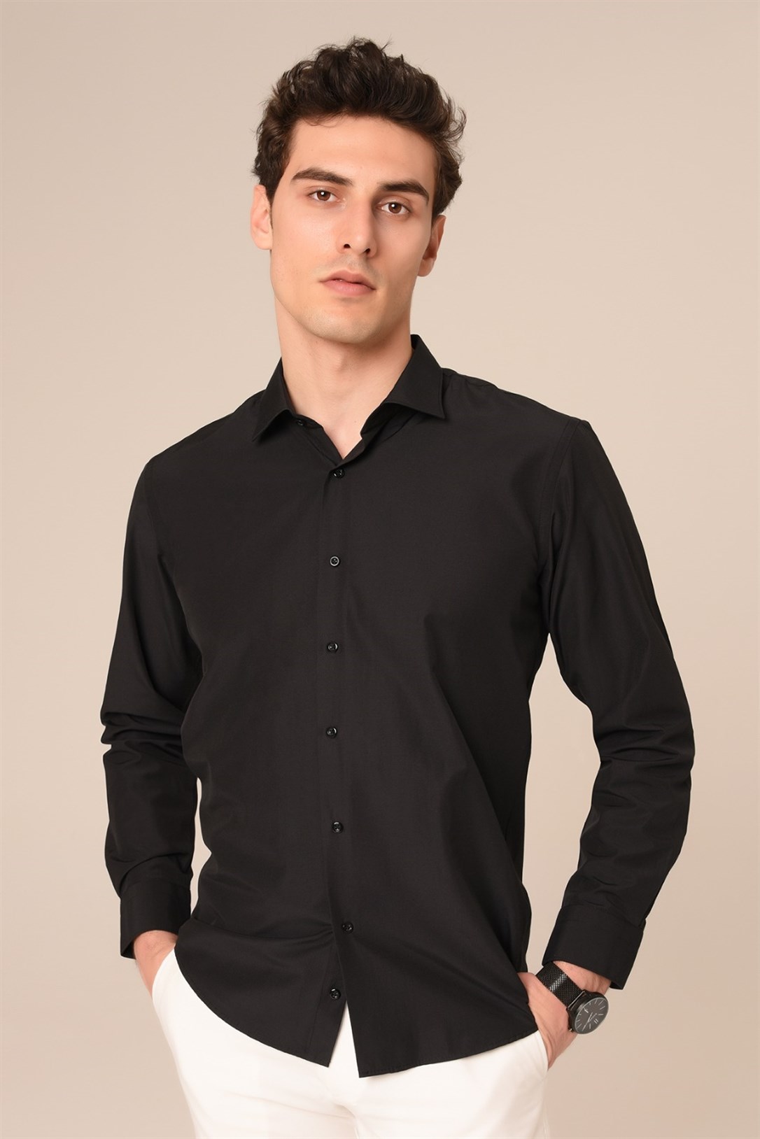 Siyah Renk Slim Fit Gömlek | Agustini