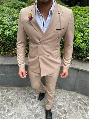 Bej Kruvaze Takım Elbise Sivri Yaka İtalyan kesim | Agustini