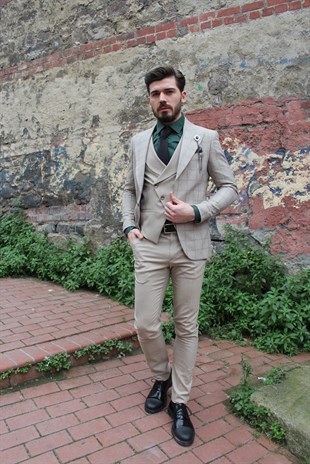 Bej Renk Kombinli Yelekli Takım Elbise Sivri Yaka | Agustini