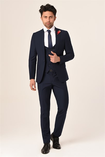 Lacivert Yelekli Sivri Yaka Yeni Nesil Takım Elbise Slim Fit | Agustini