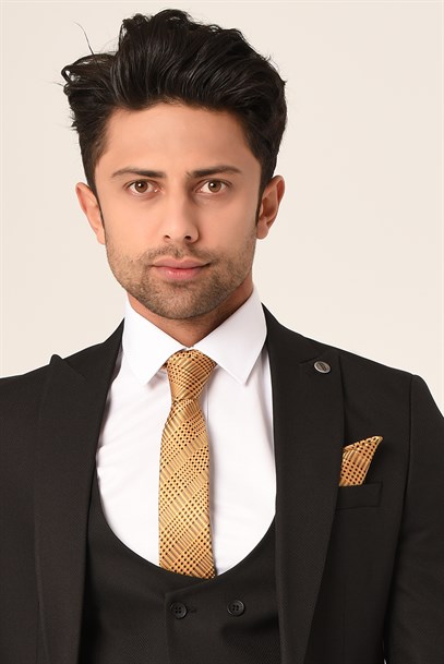 Siyah Yelekli Sivri Yaka Yeni Nesil Takım Elbise Slim Fit | Agustini