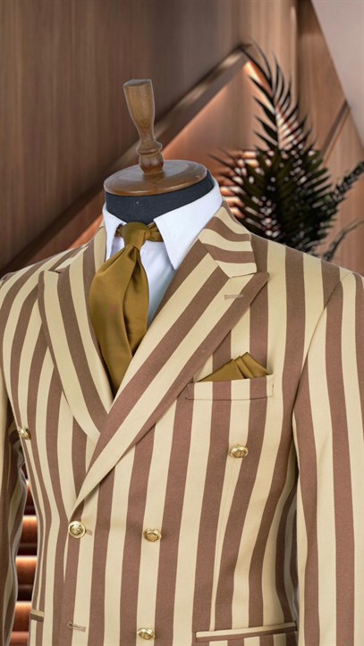 Taba ve Bej Çizgili İtalyan Stil Kruvaze Ceket Geniş Sivri Yaka Slim Fit | Agustini