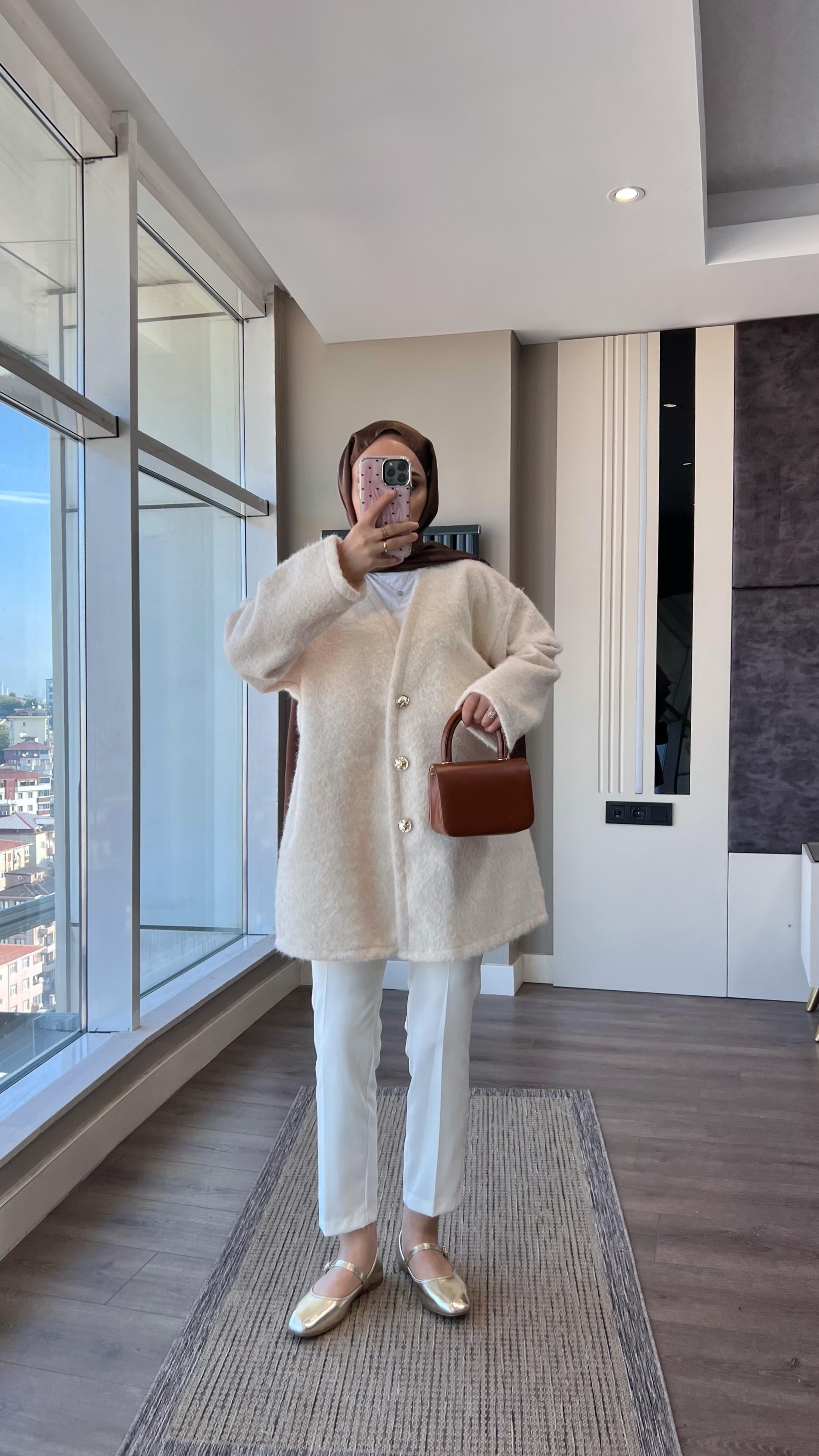 Kruvaze Yaka Buklet Hırka Krem