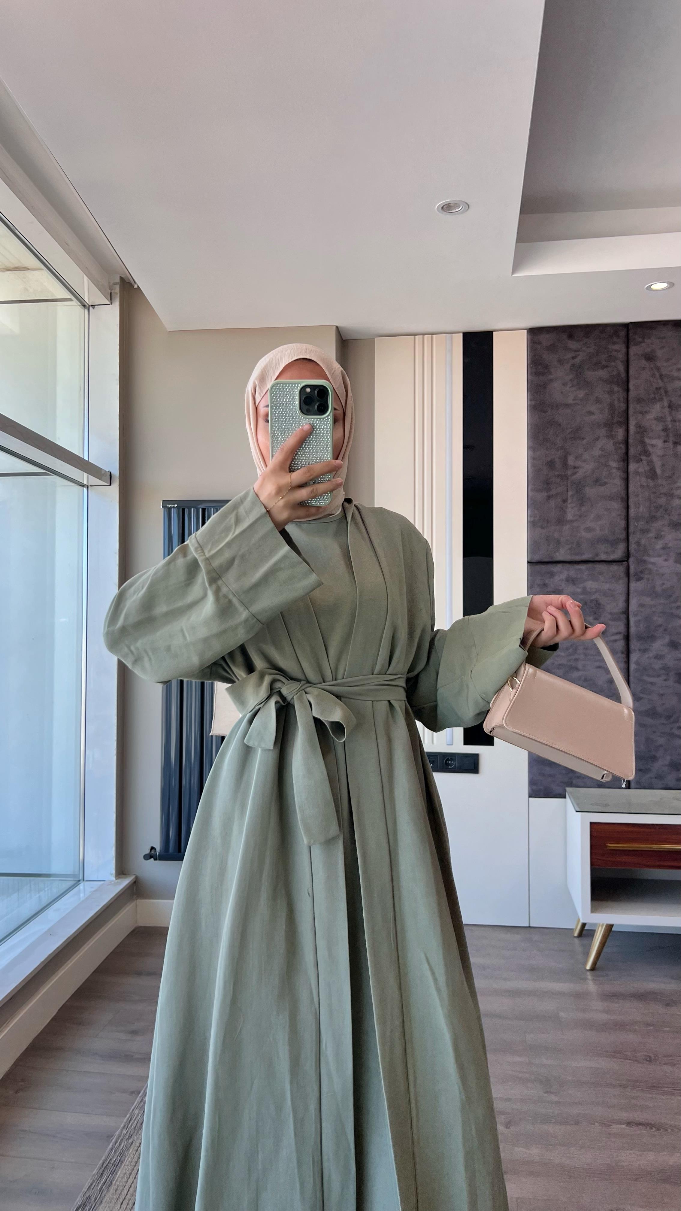 İçi Sıfır Kol İkili Abaya Takım Yeşil