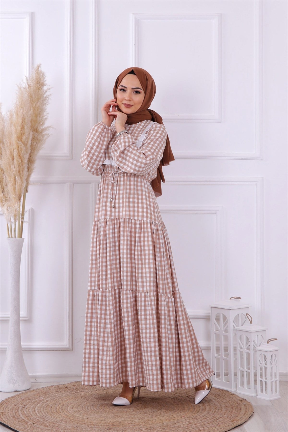 Belden Bağcıklı Elbise Kahve