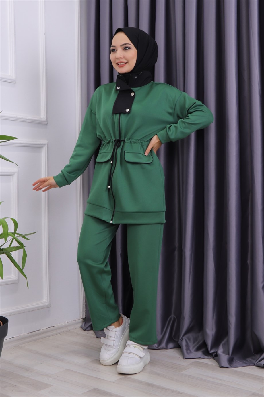 Beli Bağcıklı Takım Yeşil