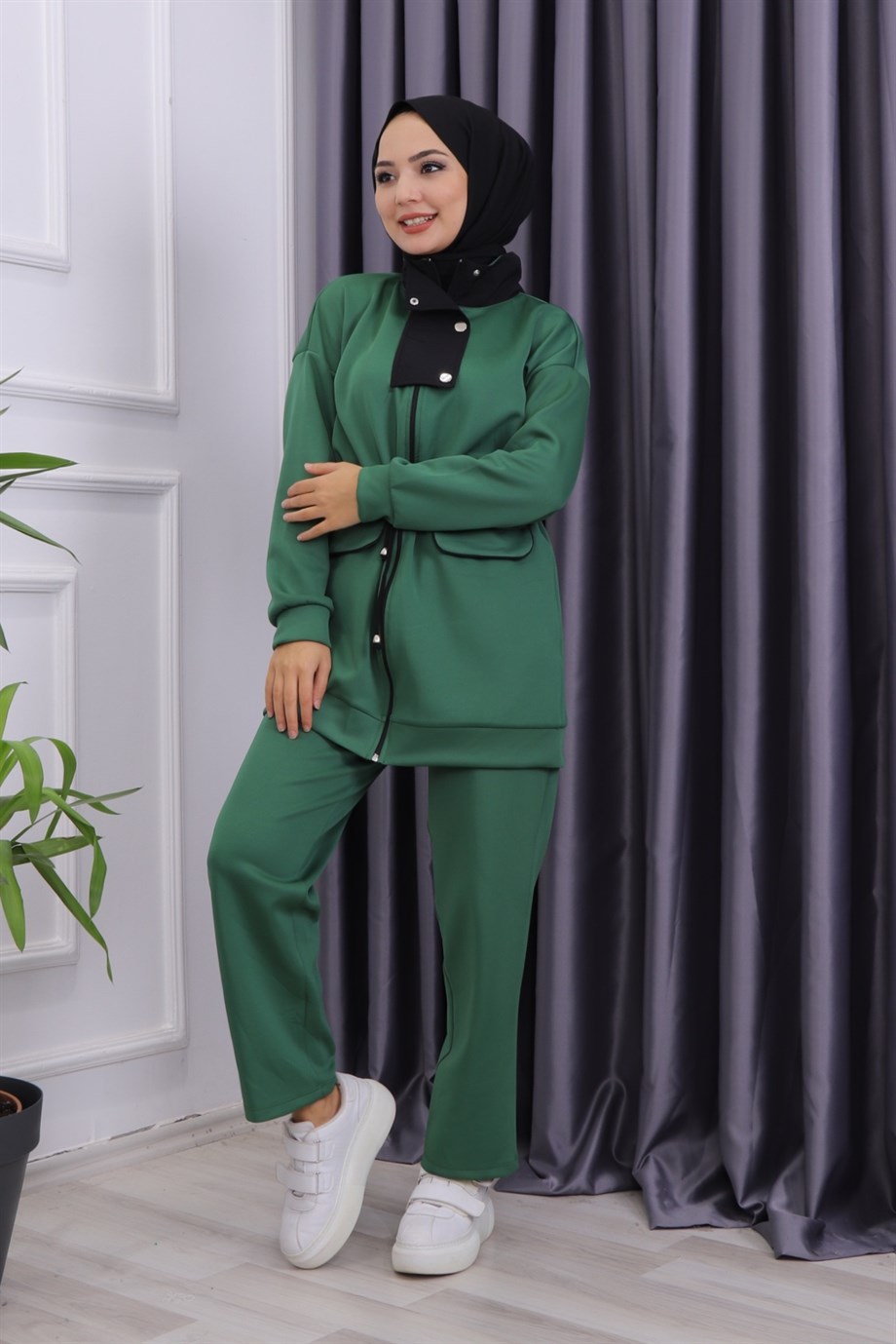 Beli Bağcıklı Takım Yeşil