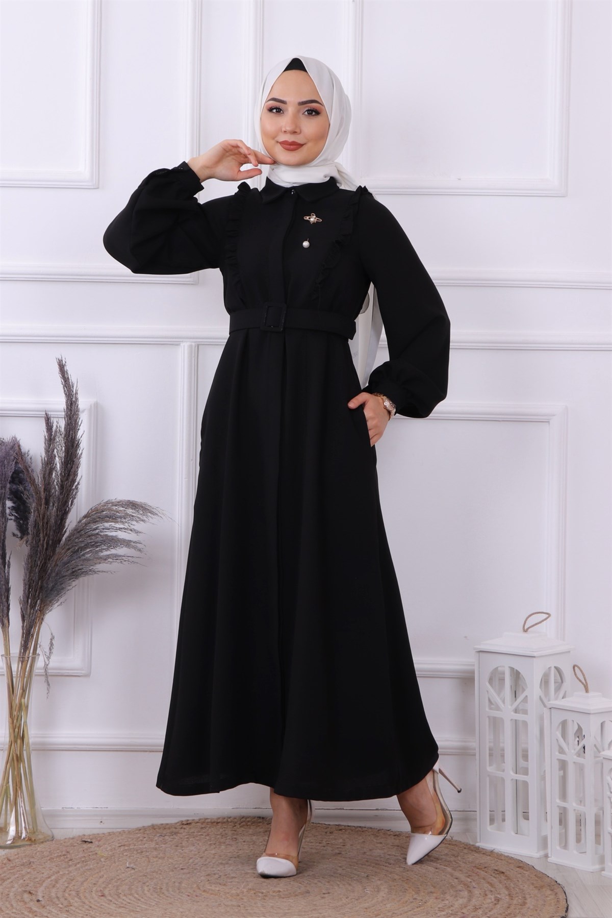 Bronşlu Elbise Siyah