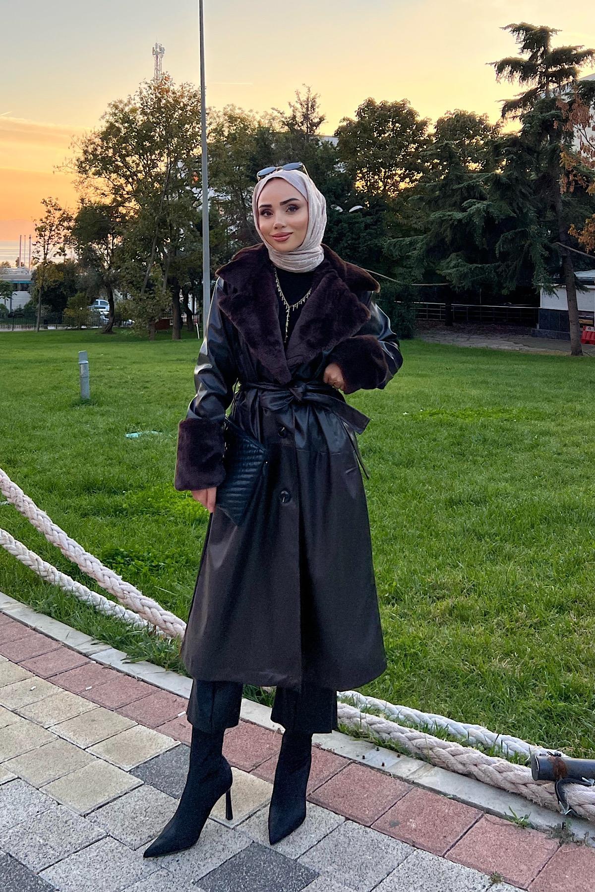 Yakası Kürklü Deri Trenç Kahverengi