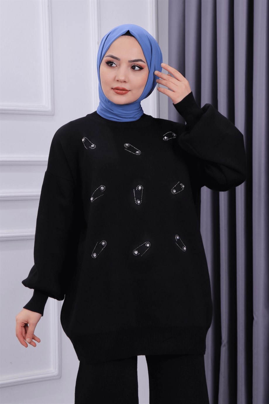 Çengelli Takım Siyah