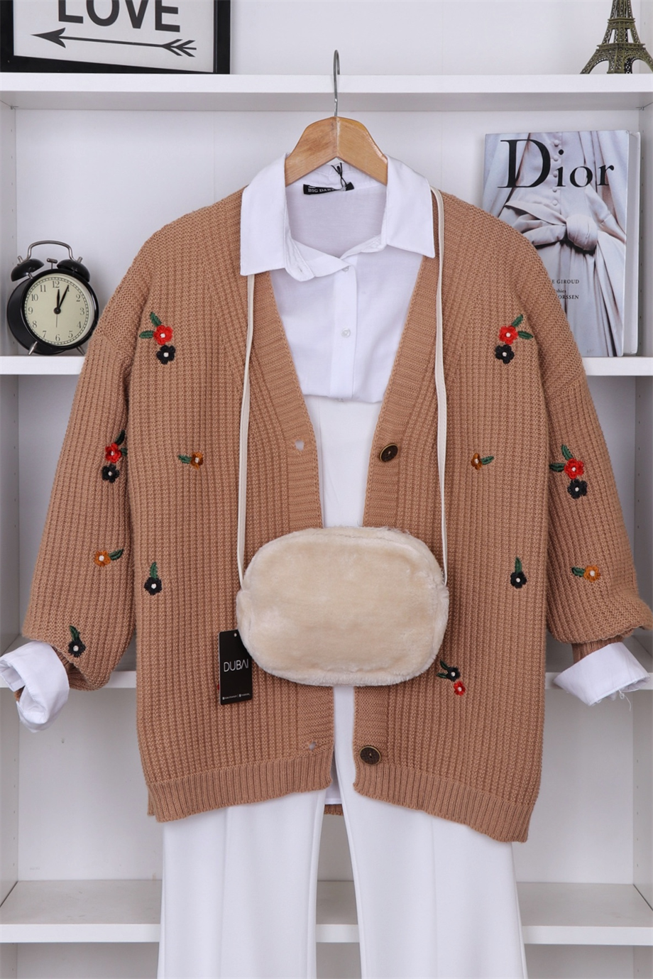 Çiçekli Hırka Camel