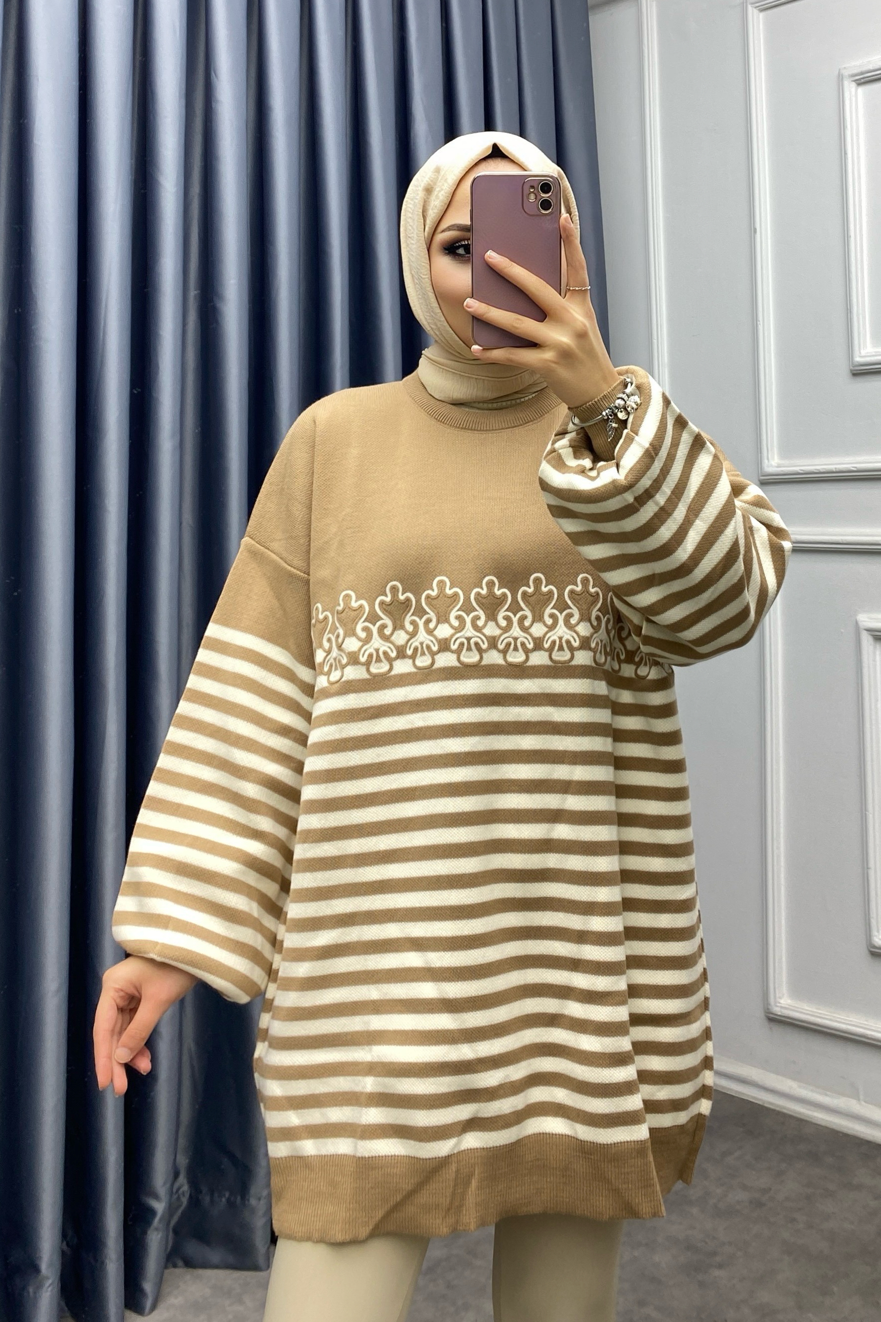 Çizgili Nakışlı Balon Kol Tunik Camel