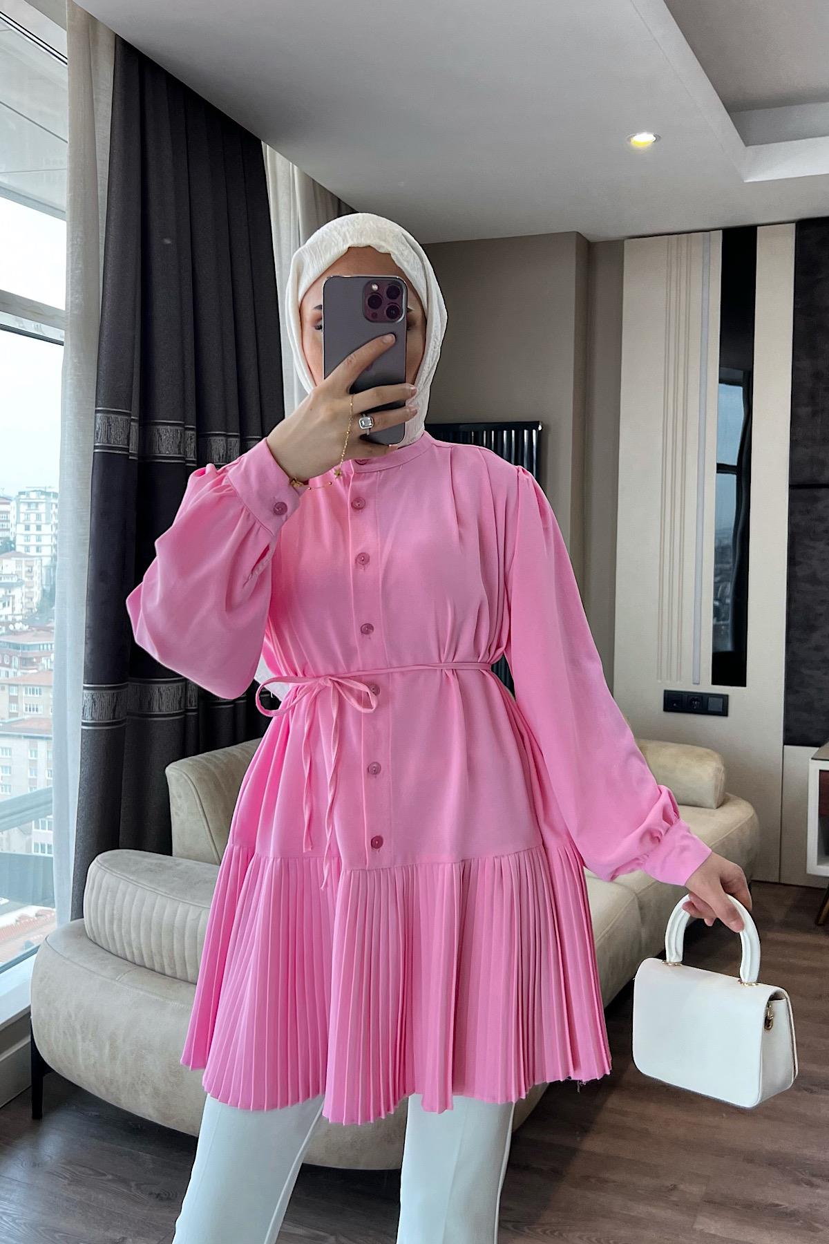 Eteği Pileli Hakim Yaka Linda Tunik