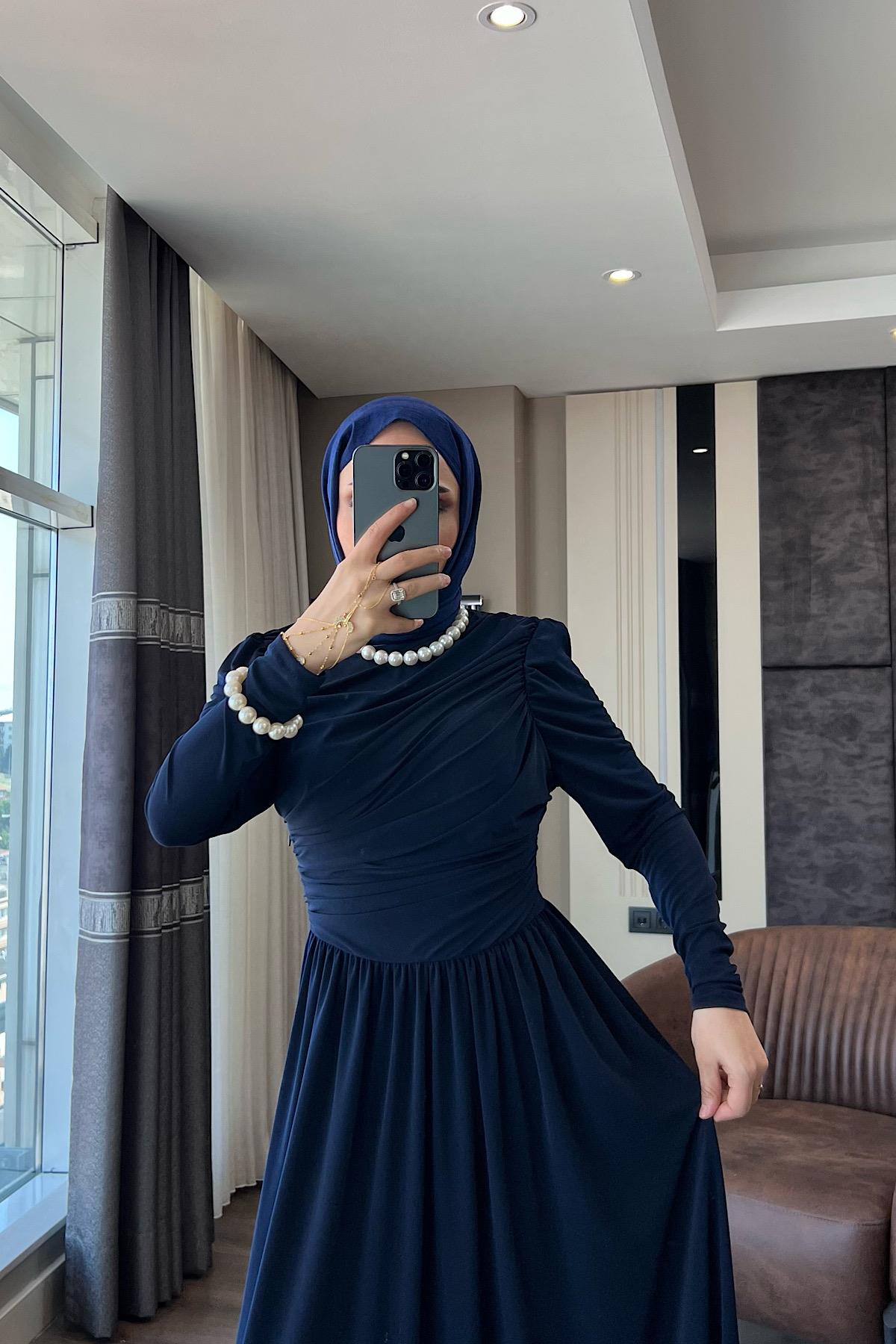 Cepli Göğüs Büzgü Detay Sandy Elbise Lacivert