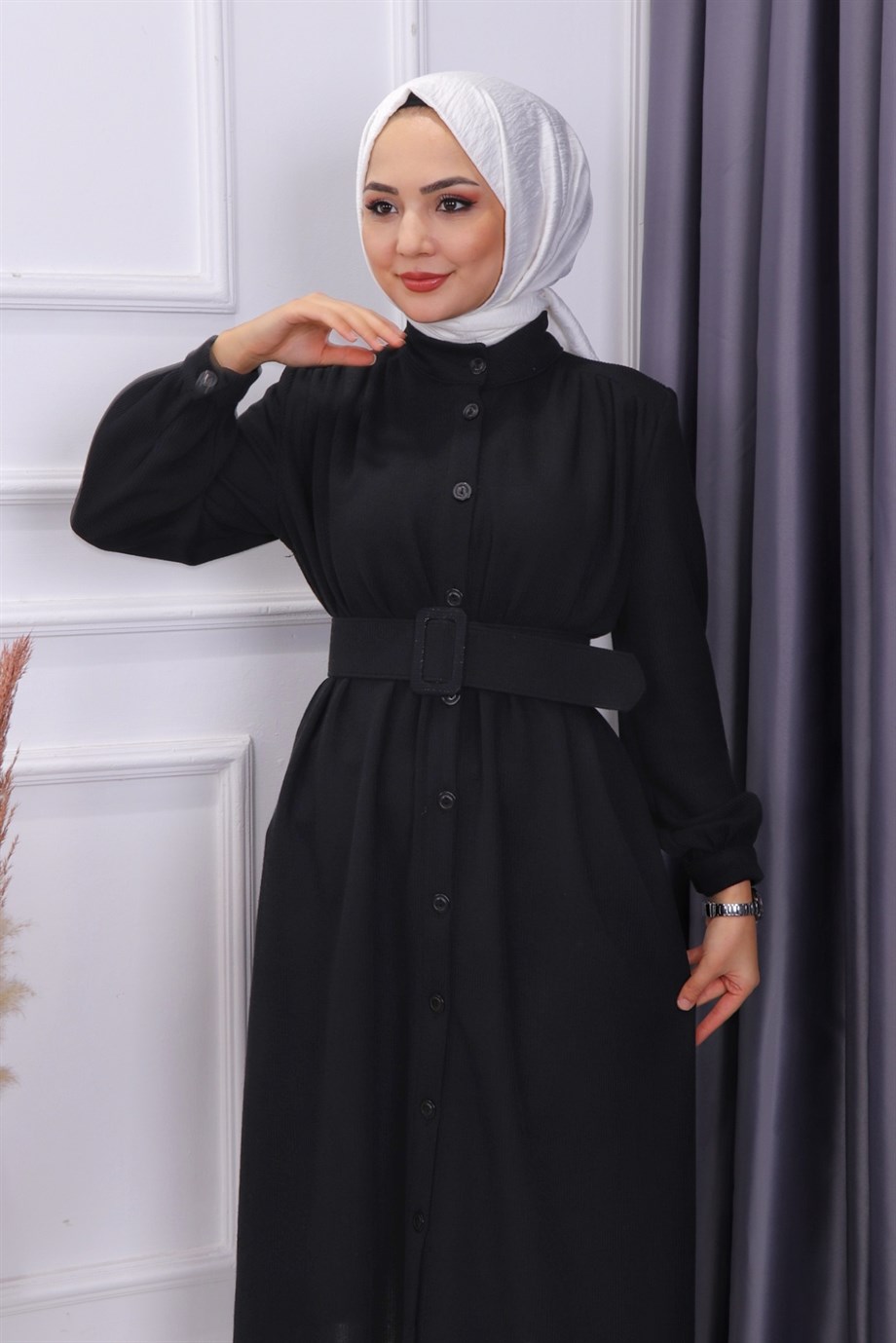 Kemerli Kap Siyah