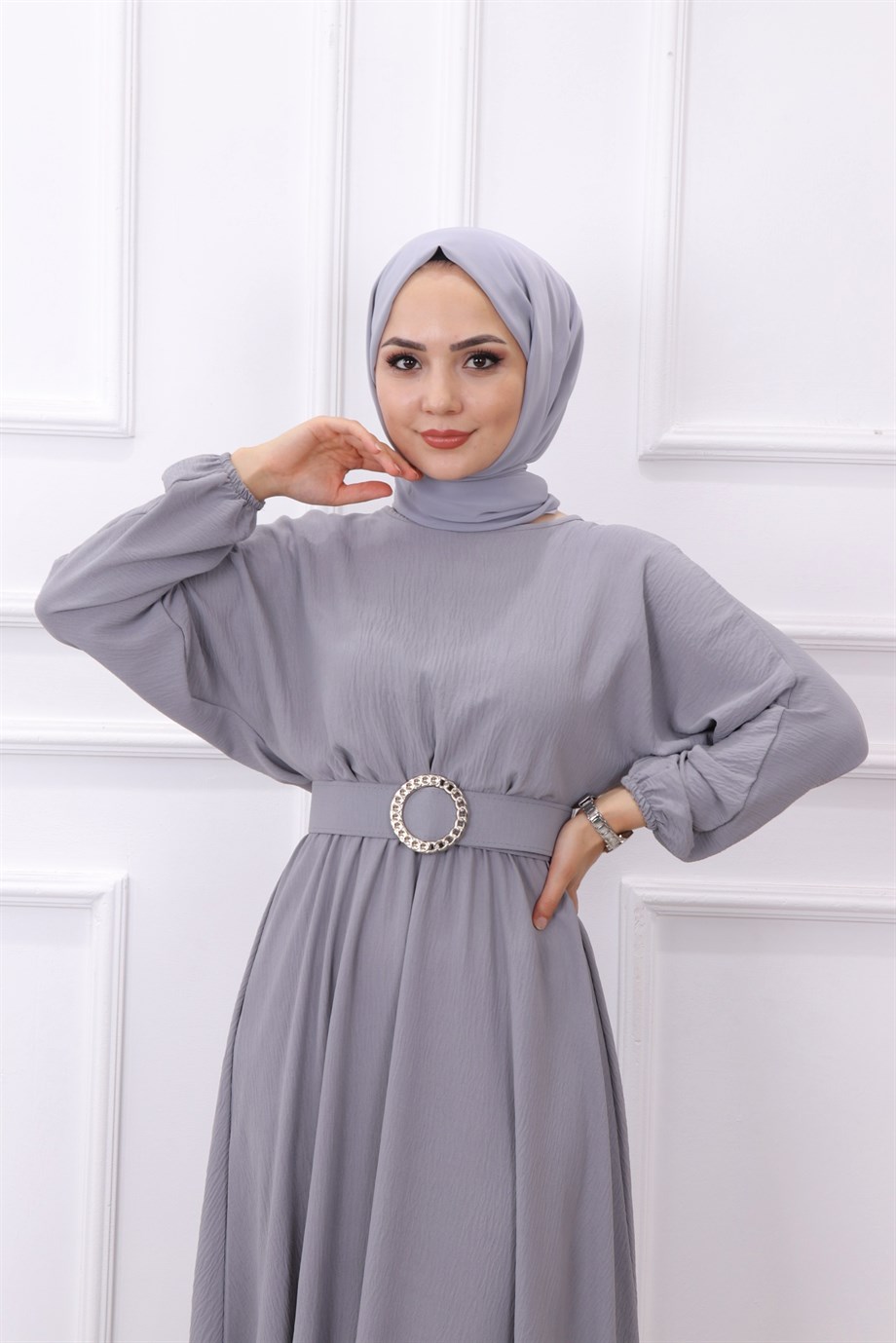 Kemerli Kloş Elbise Gri