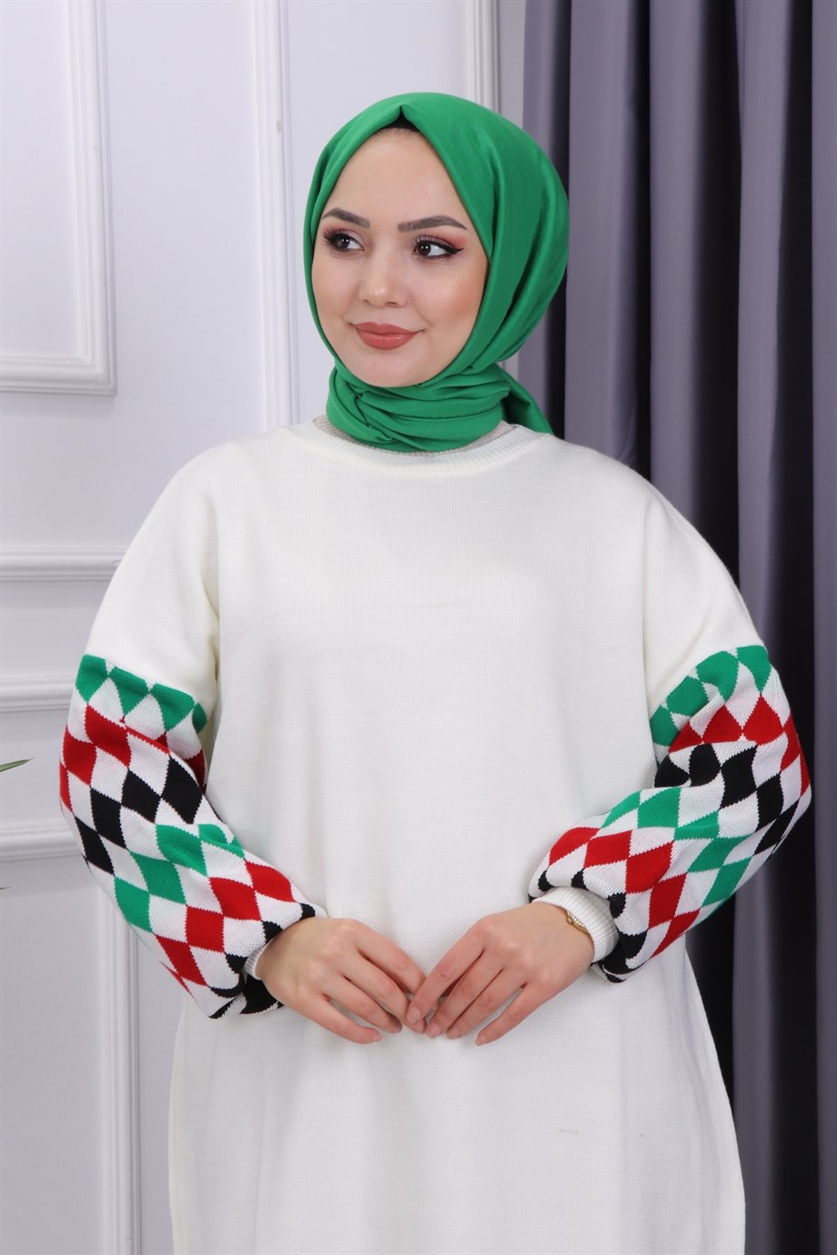 Kol Baklava Desen Triko Tunik Beyaz