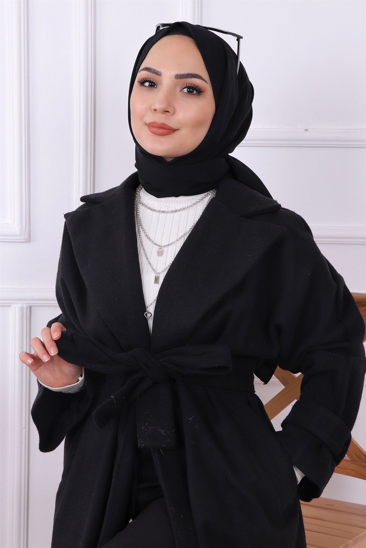 Kol Manşet Detaylı Kaban Siyah