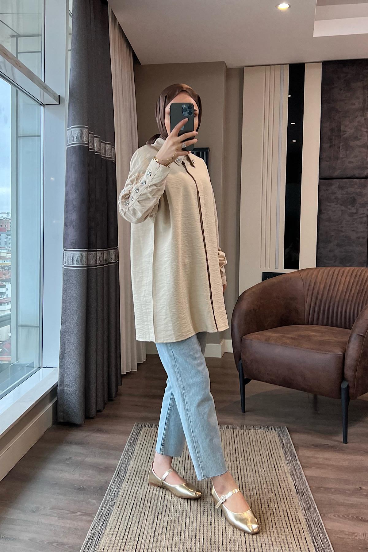 Kolları Ve Yakası Taşlı Tunik Bej