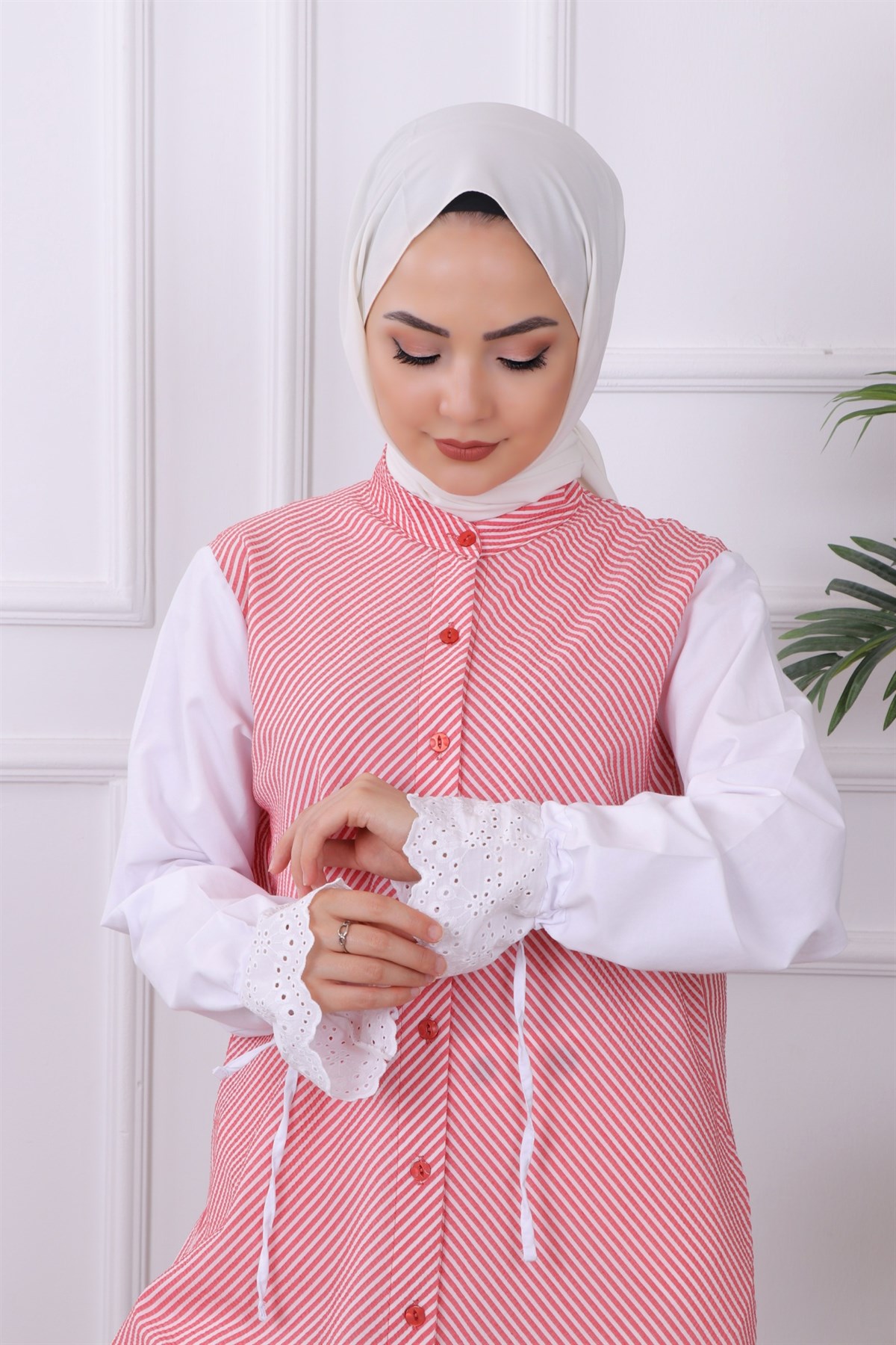Kolu Dantel Detaylı Çizgili Tunik Kırmızı