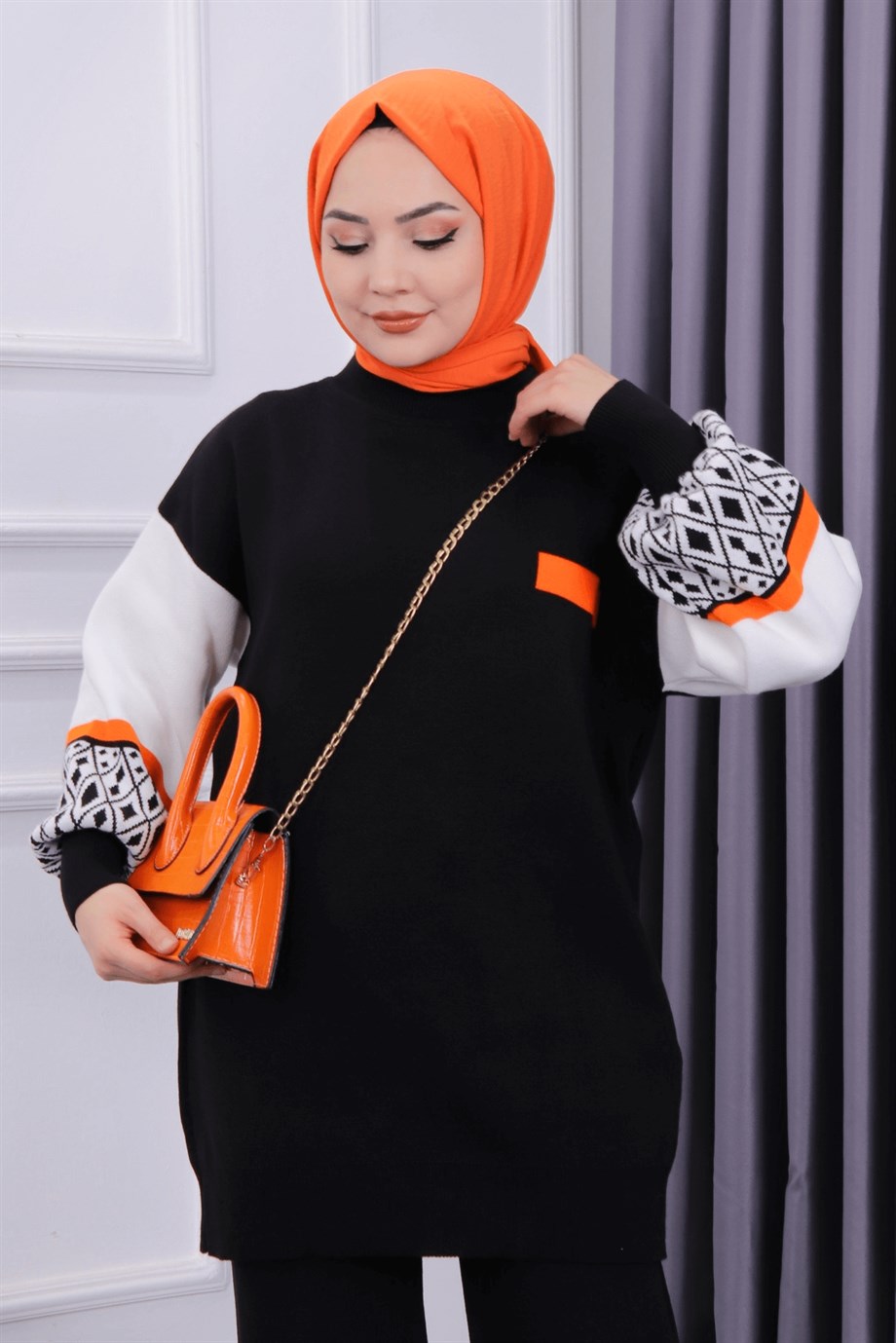 Kolu Desenli Takım Siyah
