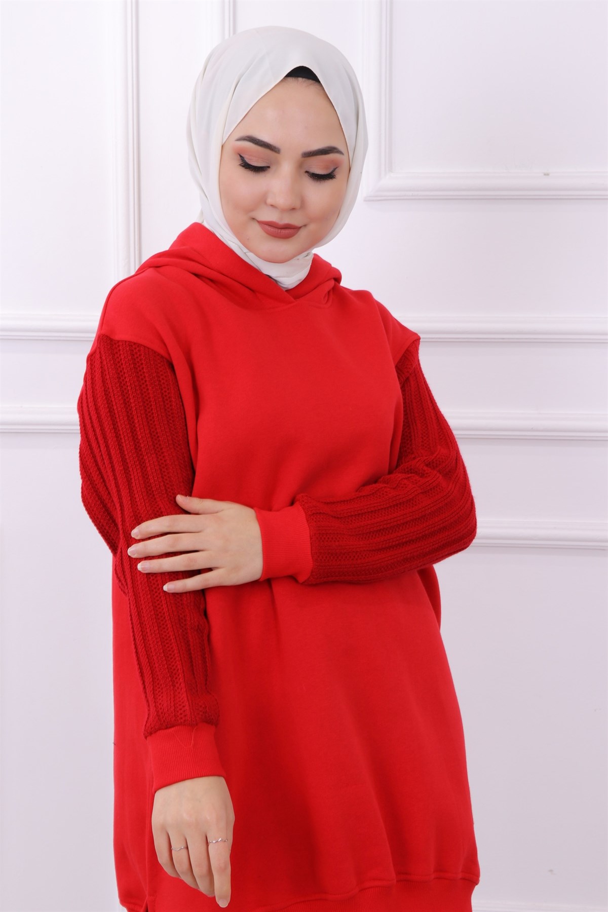 Kolu Triko Detaylı Üç İplik Kumaş Tunik Kırmızı