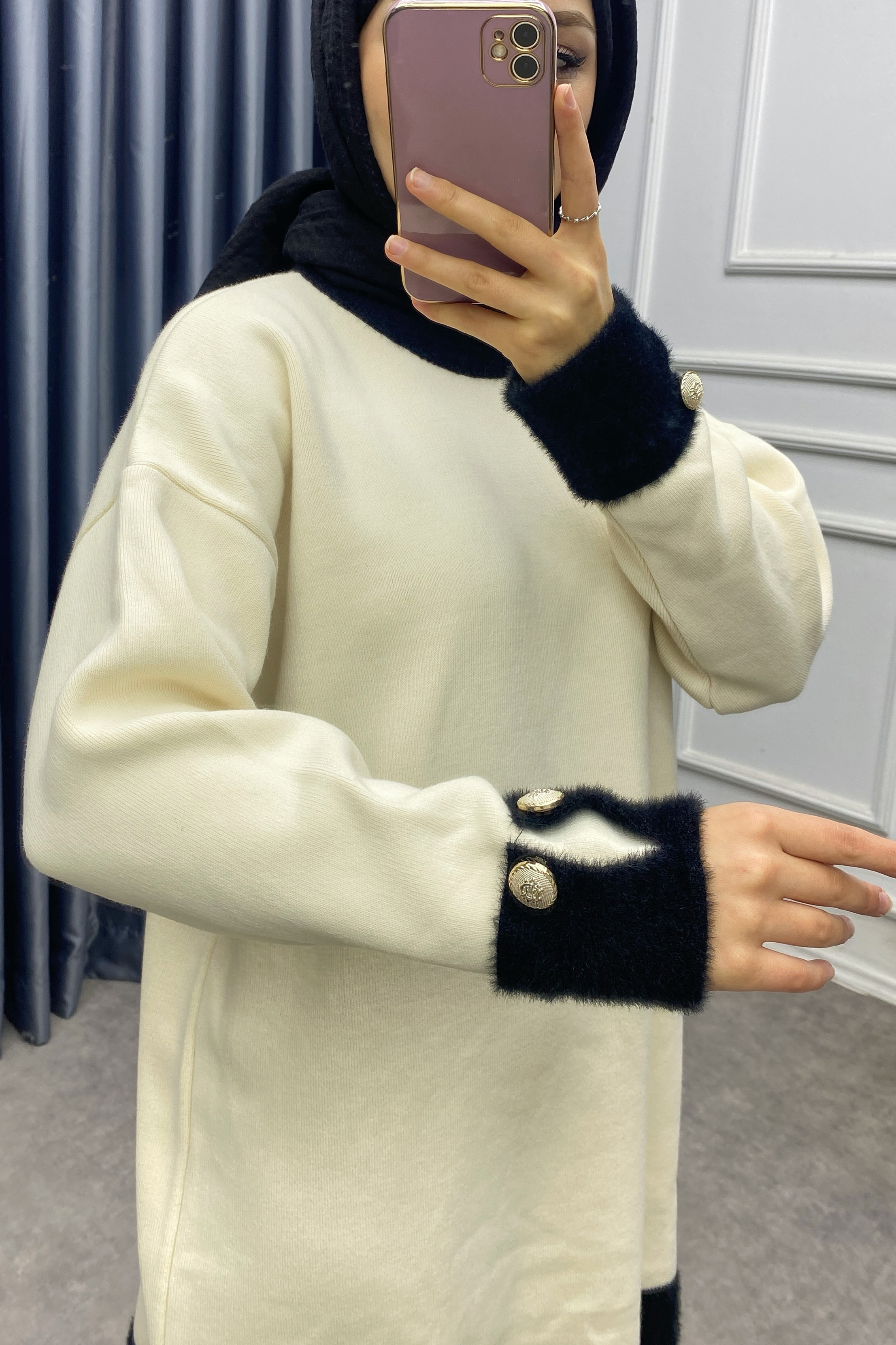 Kolu Ve Yakası Peluş Tunik 