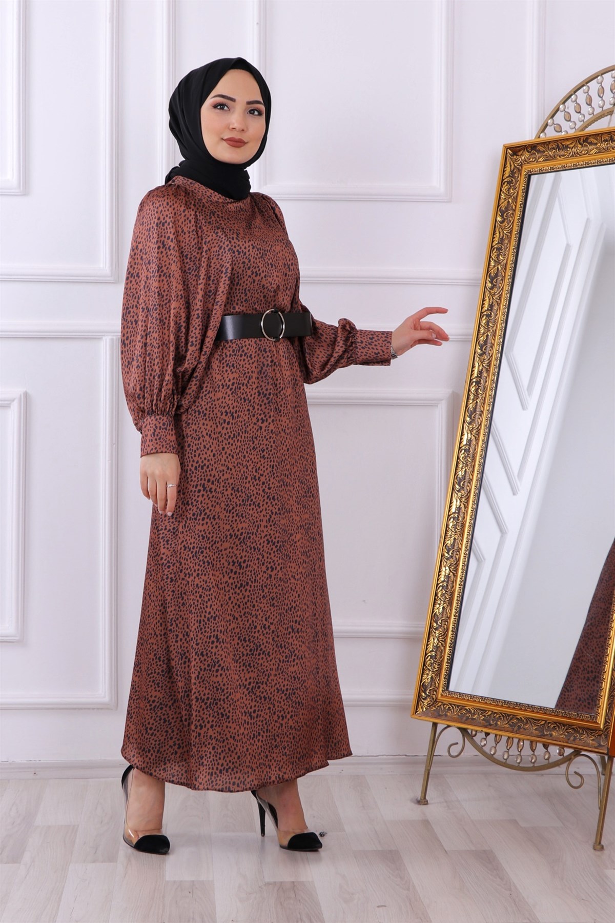 Leopar Desenli Balon Kol Elbise