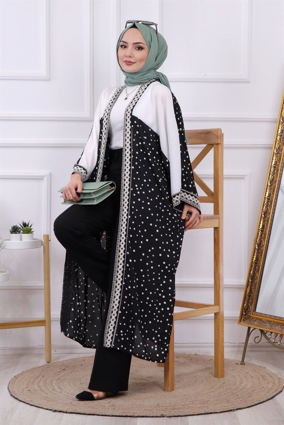 Manşet Yaka Dantel Detaylı Kimono
