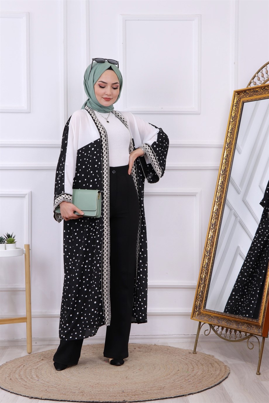 Manşet Yaka Dantel Detaylı Kimono